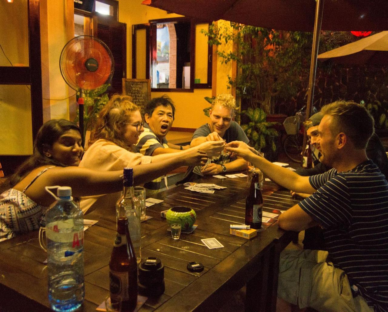 Dk'S Backpacker Hotel Hoi An Exterior photo